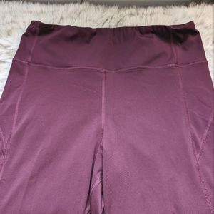 XL American Eagle, Burgundy colored,high waisted leggings